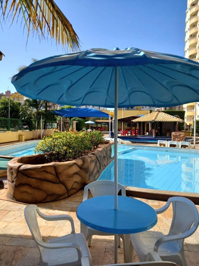 Flat Com Parque Aquatico Aparthotel Caldas Novas Exterior photo